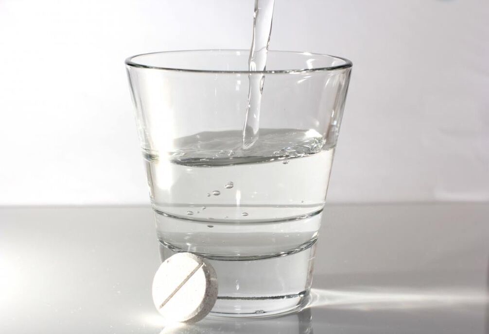 woda i pigułka na leczenie osteochondrozy